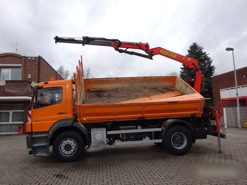 Mercedes-Benz Axor 1833 - 2 way tipper+crane - Tipvogn lastbil, Lastbil med kran: billede 4 Mercedes-Benz Axor 1833 - 2 way tipper+crane - Tipvogn lastbil, Lastbil med kran: billede 4