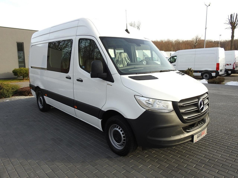 Mercedes-Benz SPRINTER 314 FURGON BRYGADÓWKA 6 MIEJSC TEMPOMAT KLIMATYZACJA - Minibus, Persontransport: billede 4 Mercedes-Benz SPRINTER 314 FURGON BRYGADÓWKA 6 MIEJSC TEMPOMAT KLIMATYZACJA - Minibus, Persontransport: billede 4