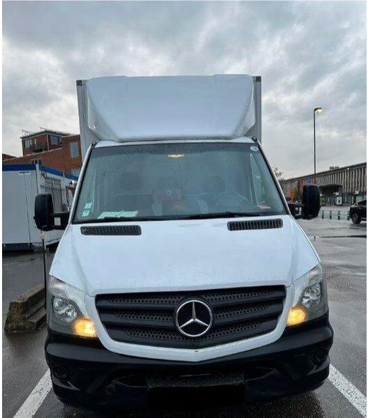 Mercedes-Benz Sprinter Koffer + Tail lift - Varebil med kasse: billede 1 Mercedes-Benz Sprinter Koffer + Tail lift - Varebil med kasse: billede 1