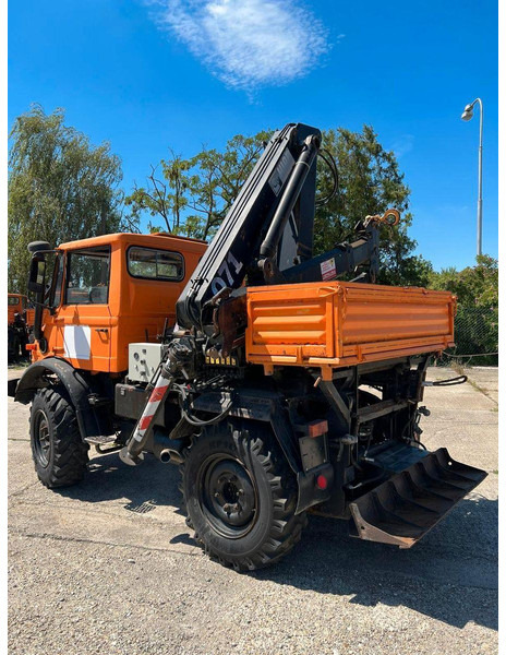 Mercedes-Benz UNIMOG U-900 - 2-hjulet traktor: billede 4 Mercedes-Benz UNIMOG U-900 - 2-hjulet traktor: billede 4