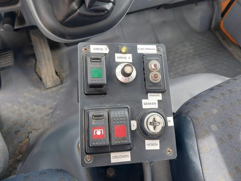 Leje en Mitsubishi Pfau Rexter A6500 - Tipper truck + crane Mitsubishi Pfau Rexter A6500 - Tipper truck + crane: billede 12 Leje en Mitsubishi Pfau Rexter A6500 - Tipper truck + crane Mitsubishi Pfau Rexter A6500 - Tipper truck + crane: billede 12