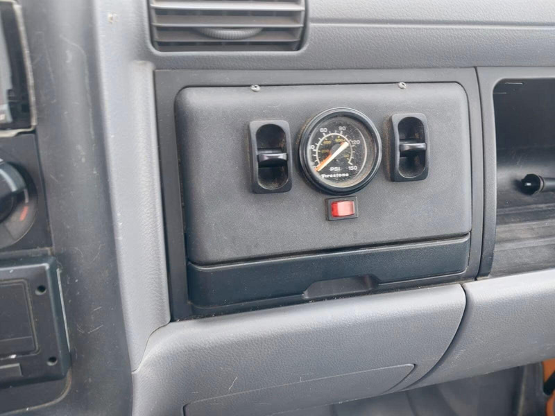 Leje en Mitsubishi Pfau Rexter A6500 - Tipper truck + crane Mitsubishi Pfau Rexter A6500 - Tipper truck + crane: billede 11 Leje en Mitsubishi Pfau Rexter A6500 - Tipper truck + crane Mitsubishi Pfau Rexter A6500 - Tipper truck + crane: billede 11