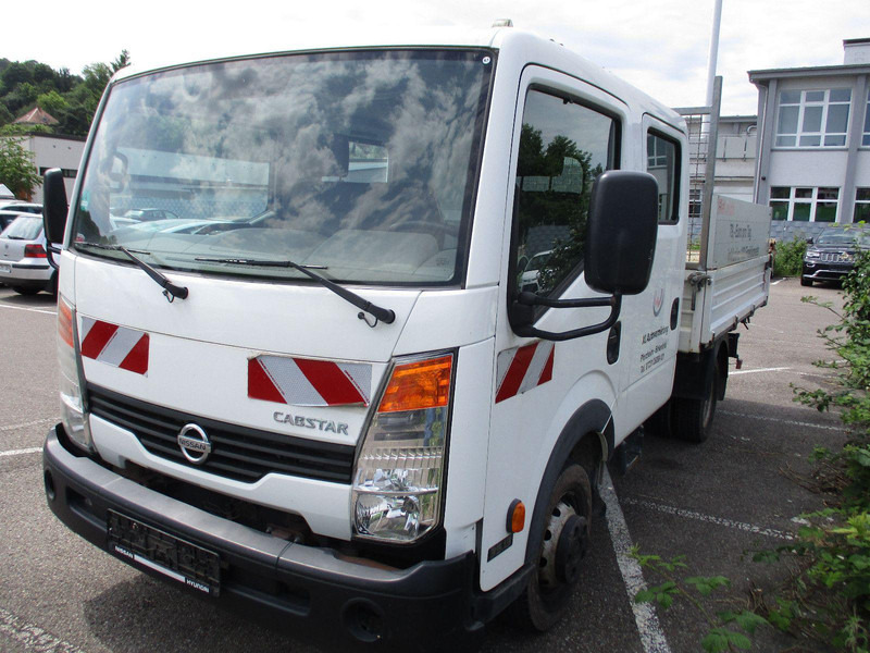 Nissan Cabstar Cabstar 35.XX Doppelkabine - Lastbil med lad: billede 1 Nissan Cabstar Cabstar 35.XX Doppelkabine - Lastbil med lad: billede 1