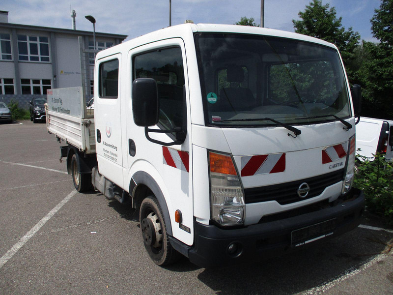 Nissan Cabstar Cabstar 35.XX Doppelkabine - Lastbil med lad: billede 2 Nissan Cabstar Cabstar 35.XX Doppelkabine - Lastbil med lad: billede 2