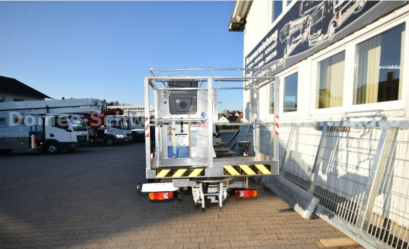 Nissan NT400 Cabstar Klaas Theo Emelőkosaras 25m - Lastbil med mandskabslift: billede 5 Nissan NT400 Cabstar Klaas Theo Emelőkosaras 25m - Lastbil med mandskabslift: billede 5