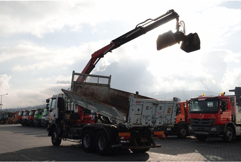 Renault KERAX 410 / 6x4 / WYWROTKA + HDS FASSI F150 / HYDROBURTA / BORDM - Tipvogn lastbil, Lastbil med kran: billede 4 Renault KERAX 410 / 6x4 / WYWROTKA + HDS FASSI F150 / HYDROBURTA / BORDM - Tipvogn lastbil, Lastbil med kran: billede 4
