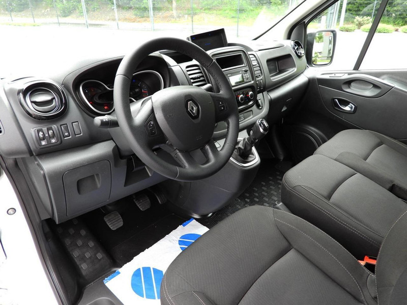 Renault TRAFIC FURGON CHŁODNIA -5*C ZASILANIE 230V TEMPOMAT LEDY KLIMAT - Kølebil: billede 2 Renault TRAFIC FURGON CHŁODNIA -5*C ZASILANIE 230V TEMPOMAT LEDY KLIMAT - Kølebil: billede 2