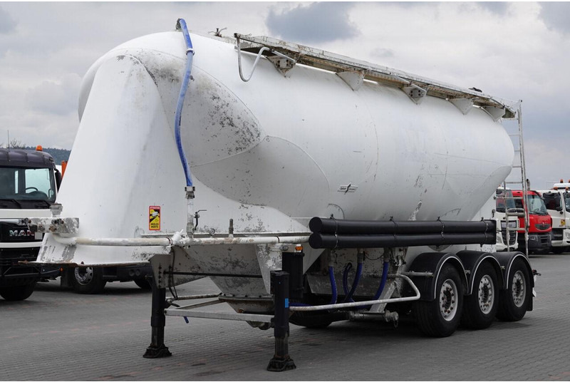 SPITZER CEMENTONACZEPA / 37 000 L / SILOS / 3 KOMORY / OSIE SAF / ALUFEL - Silotrailer: billede 2 SPITZER CEMENTONACZEPA / 37 000 L / SILOS / 3 KOMORY / OSIE SAF / ALUFEL - Silotrailer: billede 2