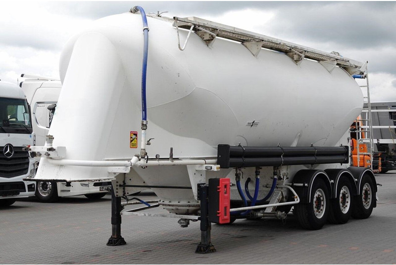SPITZER CEMENTONACZEPA / 37 000 L / SILOS / 3 KOMORY / OSIE SAF / ALUFEL - Silotrailer: billede 2 SPITZER CEMENTONACZEPA / 37 000 L / SILOS / 3 KOMORY / OSIE SAF / ALUFEL - Silotrailer: billede 2