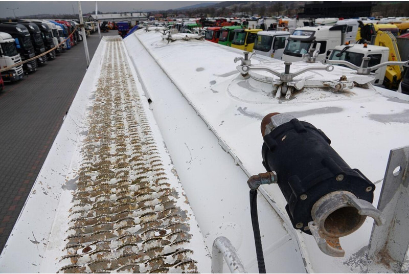 Silotrailer til transportering cement SPITZER CEMENTONACZEPA / 37 000 L / SILOS / 3 KOMORY / OSIE SAF / ALUFEL: billede 14 Silotrailer til transportering cement SPITZER CEMENTONACZEPA / 37 000 L / SILOS / 3 KOMORY / OSIE SAF / ALUFEL: billede 14