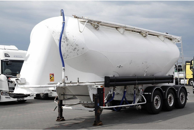 SPITZER CEMENTONACZEPA / 37 000 L / SILOS / 3 KOMORY / OSIE SAF - Silotrailer: billede 2 SPITZER CEMENTONACZEPA / 37 000 L / SILOS / 3 KOMORY / OSIE SAF - Silotrailer: billede 2
