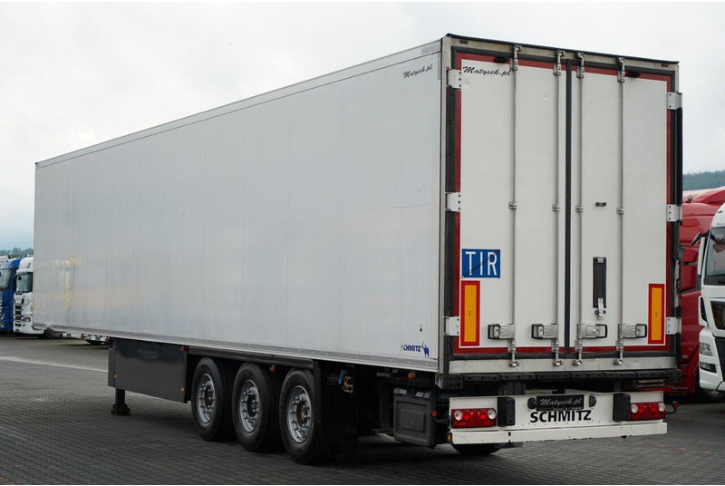 Schmitz Cargobull CHŁODNIA / THERMO KING SLX 300 / HAKÓWKA / HAKOWA / OŚ PODNOSZON - Kølevogn sættevogn: billede 5 Schmitz Cargobull CHŁODNIA / THERMO KING SLX 300 / HAKÓWKA / HAKOWA / OŚ PODNOSZON - Kølevogn sættevogn: billede 5