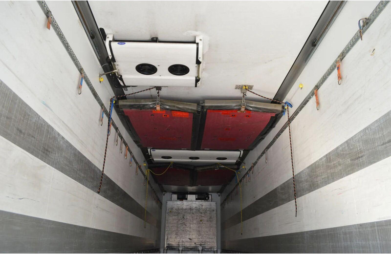 Schmitz Cargobull SKO 24REFRIGERATOR + LIFT ROLLER SHUTTER CARRIER VECTOR 1850Mtº - Kølevogn sættevogn: billede 4 Schmitz Cargobull SKO 24REFRIGERATOR + LIFT ROLLER SHUTTER CARRIER VECTOR 1850Mtº - Kølevogn sættevogn: billede 4