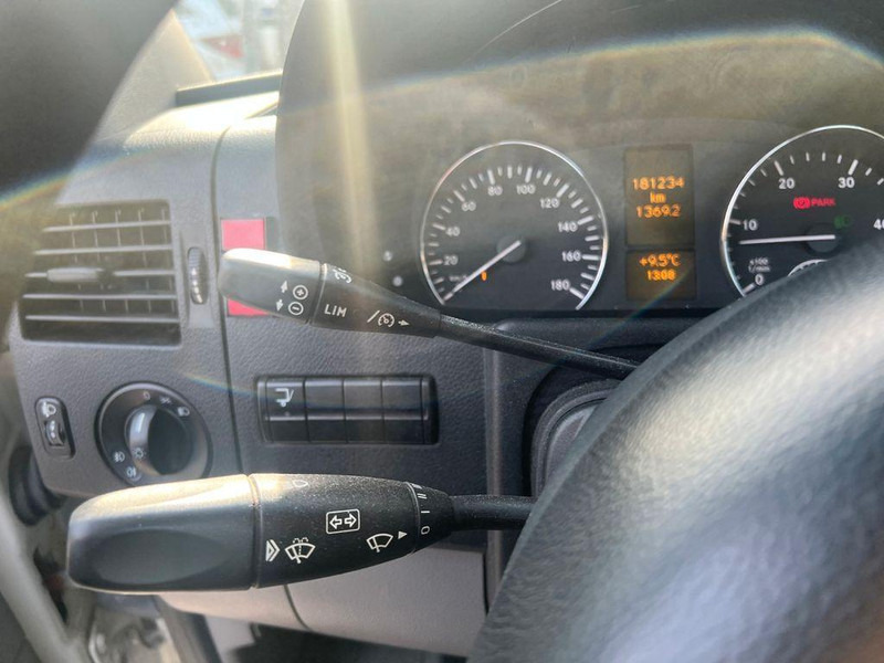 Trækker Mercedes-Benz SPRINTER 519: billede 9