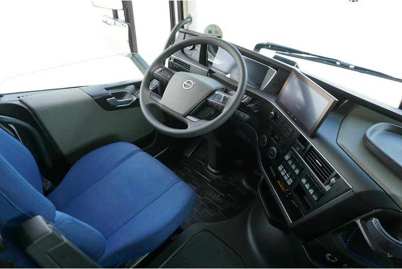 Trækker Volvo FH / 500 / I – SAVE / XL / EURO 6 / ACC / I -COOL / NOWY MODEL: billede 14 Trækker Volvo FH / 500 / I – SAVE / XL / EURO 6 / ACC / I -COOL / NOWY MODEL: billede 14