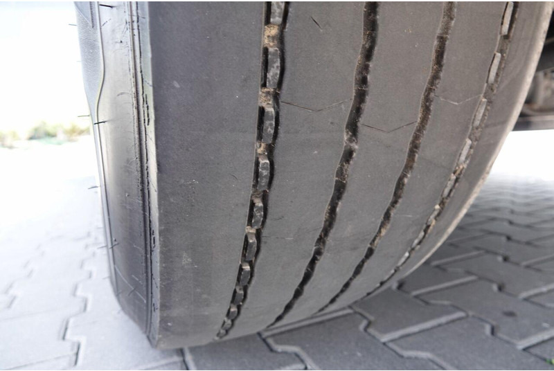 Trækker Volvo FH 500 / NISKA KABINA / PO ZŁOTYM KONTRAKCIE SERWISOWYM / OPONY: billede 17