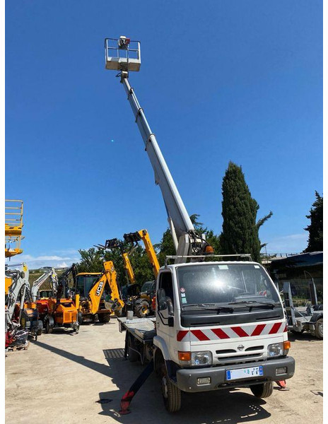 Nissan Cabstar Lifting basket 22 m - Varebil: billede 1 Nissan Cabstar Lifting basket 22 m - Varebil: billede 1