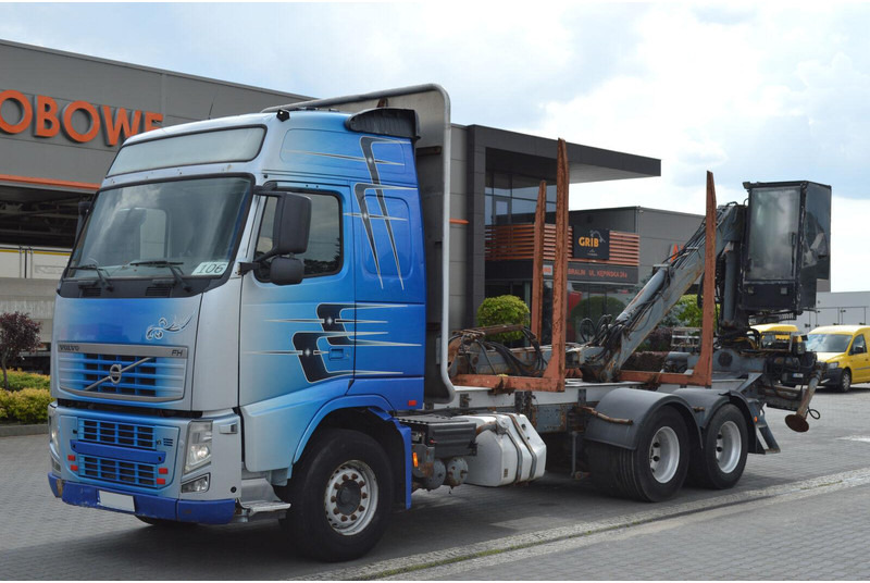 Volvo FH 13 520 FOR TRANSPORTING WOOD - Tømmerbil, Lastbil med kran: billede 1 Volvo FH 13 520 FOR TRANSPORTING WOOD - Tømmerbil, Lastbil med kran: billede 1