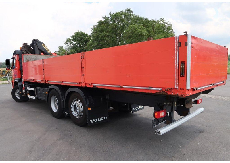 Volvo FM 330 6x2 - Lastbil med lad, Lastbil med kran: billede 4 Volvo FM 330 6x2 - Lastbil med lad, Lastbil med kran: billede 4