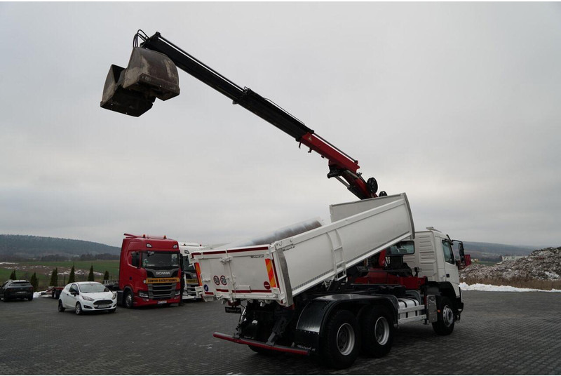 Volvo FMX 380 / 6x4 / WYWROTKA + HDS HMF 1820 K2 / HYDROBURTA / STEROW - Tipvogn lastbil, Lastbil med kran: billede 4 Volvo FMX 380 / 6x4 / WYWROTKA + HDS HMF 1820 K2 / HYDROBURTA / STEROW - Tipvogn lastbil, Lastbil med kran: billede 4