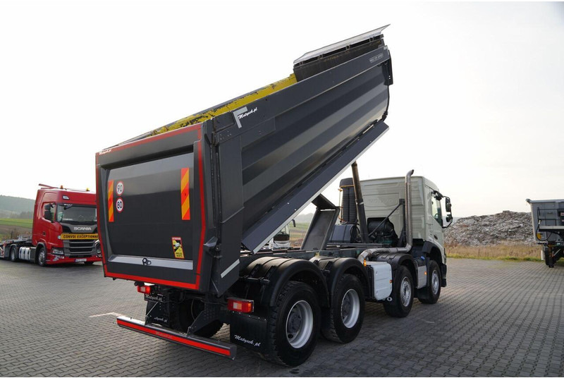 Volvo FMX 460 / 8x4 / WYWROTKA TYLNOZSYPOWA / MEILLER KIPPER / EURO 6 - Tipvogn lastbil: billede 4 Volvo FMX 460 / 8x4 / WYWROTKA TYLNOZSYPOWA / MEILLER KIPPER / EURO 6 - Tipvogn lastbil: billede 4
