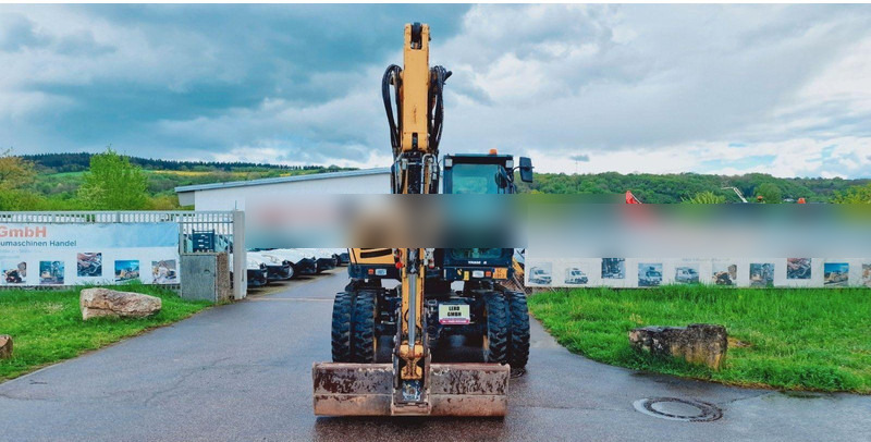 Yanmar B 95W Mit Drei Löffeln und Ein Hammer - Hjulgravemaskine: billede 2 Yanmar B 95W Mit Drei Löffeln und Ein Hammer - Hjulgravemaskine: billede 2