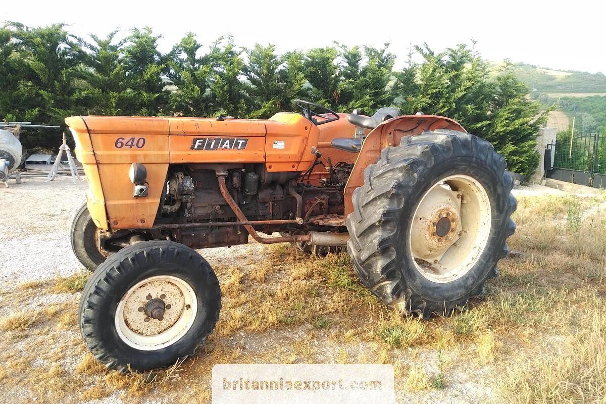 FIAT 640 3.5L 4 cylinder Diesel 4x2 Farm Tractor 5022 Hours - Traktor: billede 2 FIAT 640 3.5L 4 cylinder Diesel 4x2 Farm Tractor 5022 Hours - Traktor: billede 2