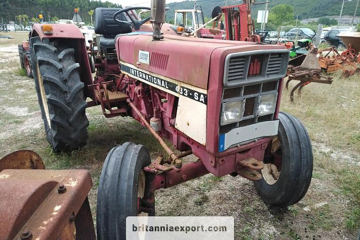 INTERNATIONAL 433 SA Farm Tractor | 2.5L Diesel | 4x2 | Brand New Tyres - Traktor: billede 2 INTERNATIONAL 433 SA Farm Tractor | 2.5L Diesel | 4x2 | Brand New Tyres - Traktor: billede 2