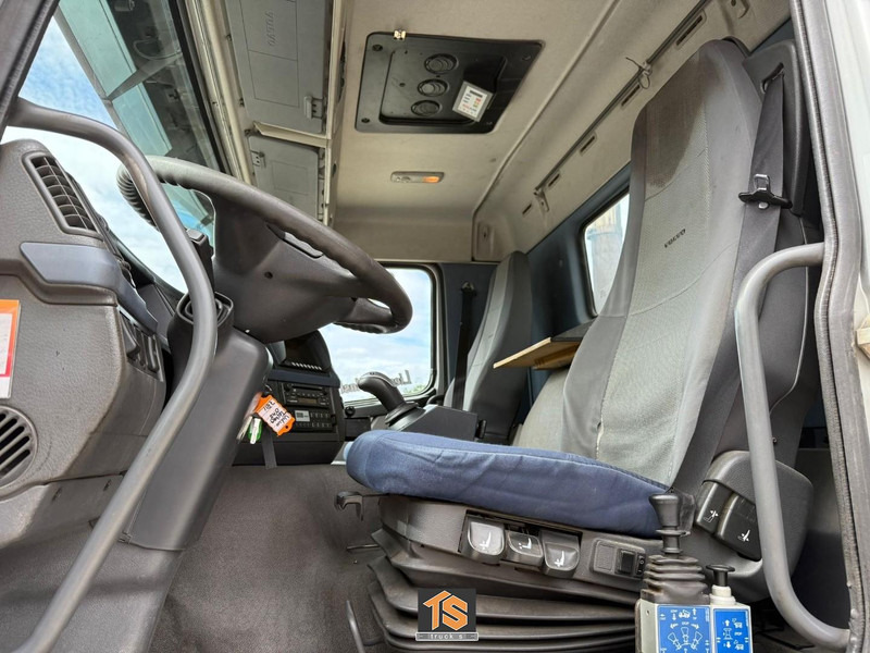 Terberg FM2000-T 8X8 - EURO 5 - AUTOMATIC - KIPPER/TIPPER - NL TRUCK - ISOLATED HARDOX - TOP! - Tipvogn lastbil: billede 4 Terberg FM2000-T 8X8 - EURO 5 - AUTOMATIC - KIPPER/TIPPER - NL TRUCK - ISOLATED HARDOX - TOP! - Tipvogn lastbil: billede 4