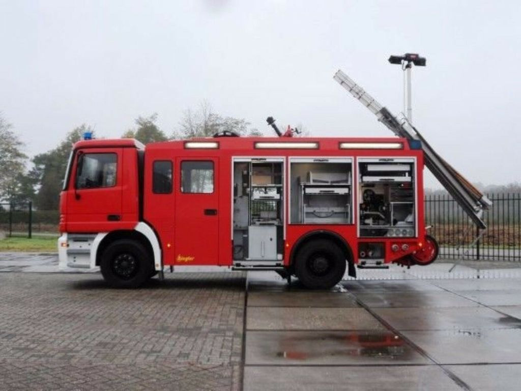 Mercedes-Benz ACTROS 1835 Feuerwehr 2080 L Fire Unit !! - Brandbil: billede 3 Mercedes-Benz ACTROS 1835 Feuerwehr 2080 L Fire Unit !! - Brandbil: billede 3