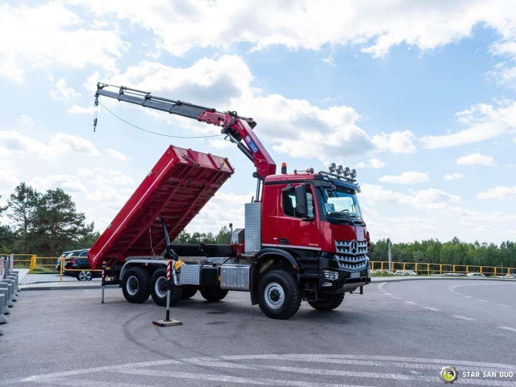 Mercedes-Benz AROCS 3345 6x6 HMF 3220 Winch Crane Tipper - Tipvogn lastbil: billede 5 Mercedes-Benz AROCS 3345 6x6 HMF 3220 Winch Crane Tipper - Tipvogn lastbil: billede 5