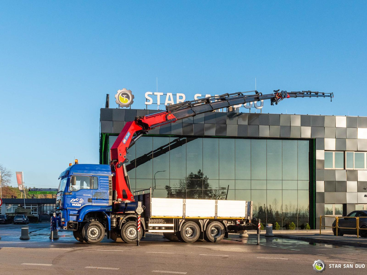 - Lastbil med kran: billede 3 - Lastbil med kran: billede 3