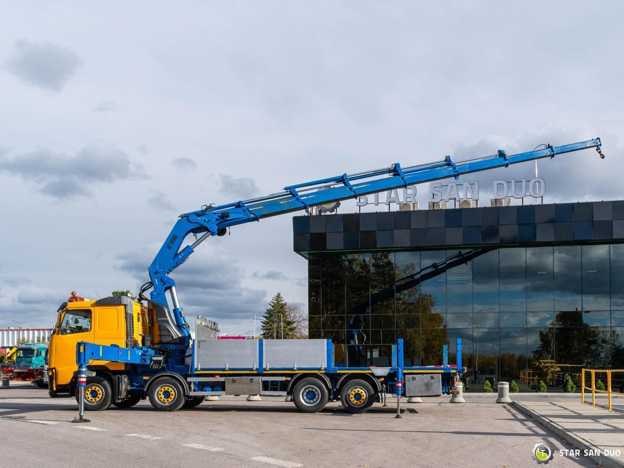 Lastbil med kran : billede 5 Lastbil med kran : billede 5