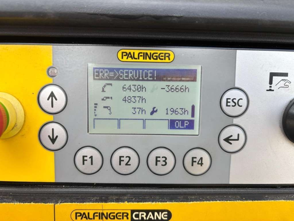 Trækker Scania R560 8x2 PALFINGER PK 92002 SH Fly Jib Winch 5t: billede 18 Trækker Scania R560 8x2 PALFINGER PK 92002 SH Fly Jib Winch 5t: billede 18