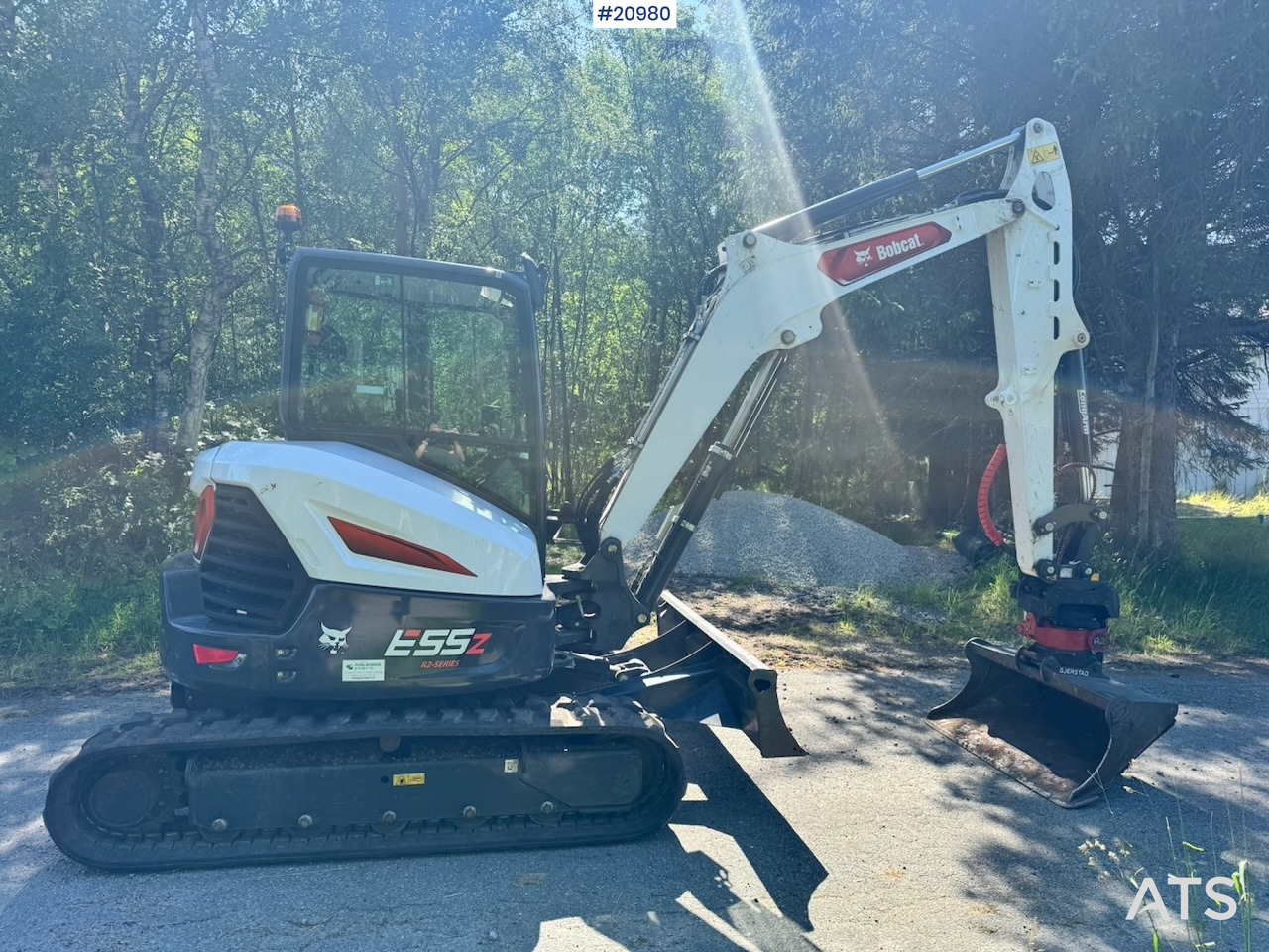 Bobcat E55Z Minigraver m/ Rototilt og 2 skuffer. 230 timer! - Minigravemaskine: billede 1 Bobcat E55Z Minigraver m/ Rototilt og 2 skuffer. 230 timer! - Minigravemaskine: billede 1