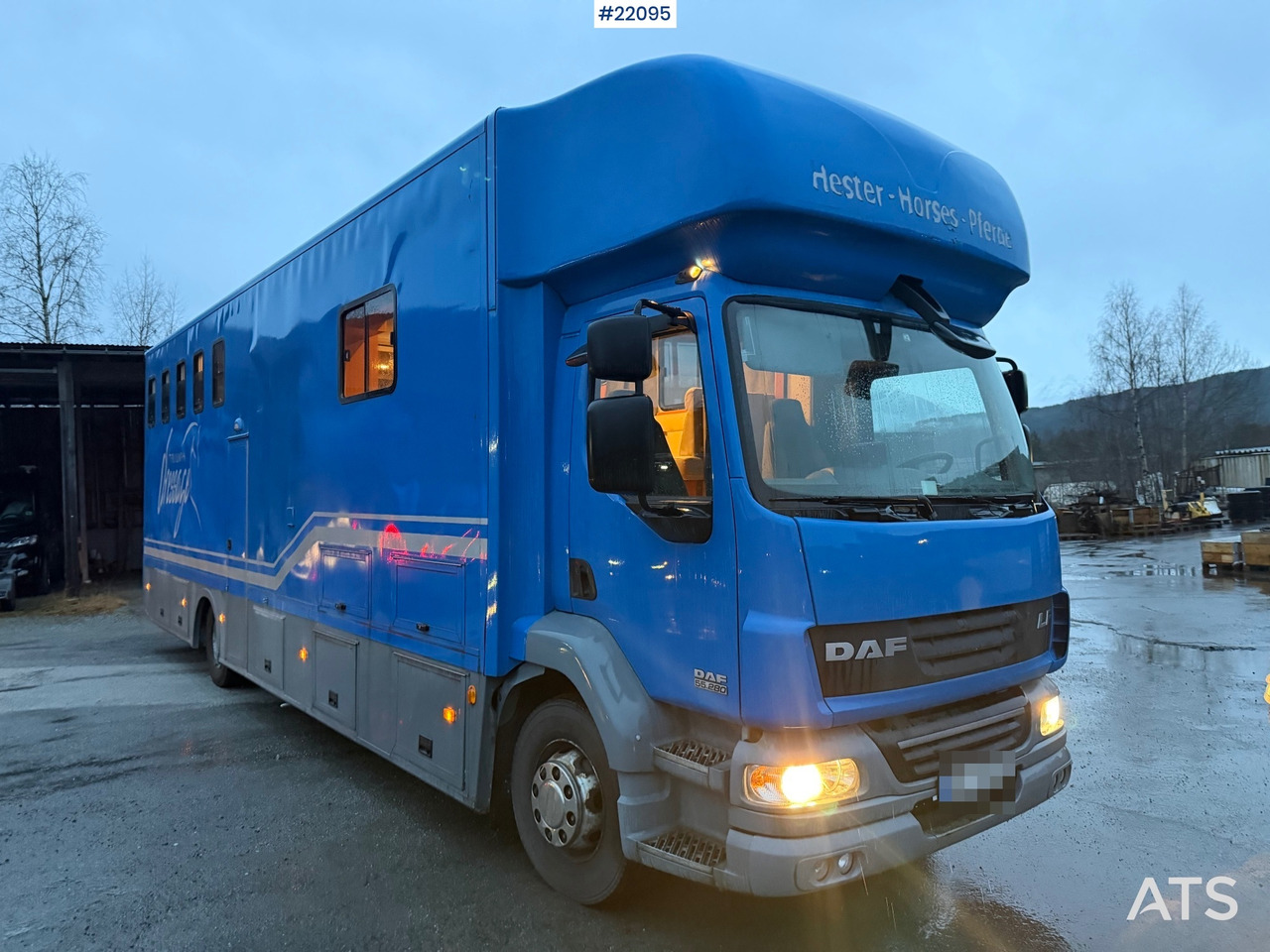 DAF Fa 55 4x2 hestebil m/ plass til 5 hester se video - Hestetransporter: billede 2 DAF Fa 55 4x2 hestebil m/ plass til 5 hester se video - Hestetransporter: billede 2