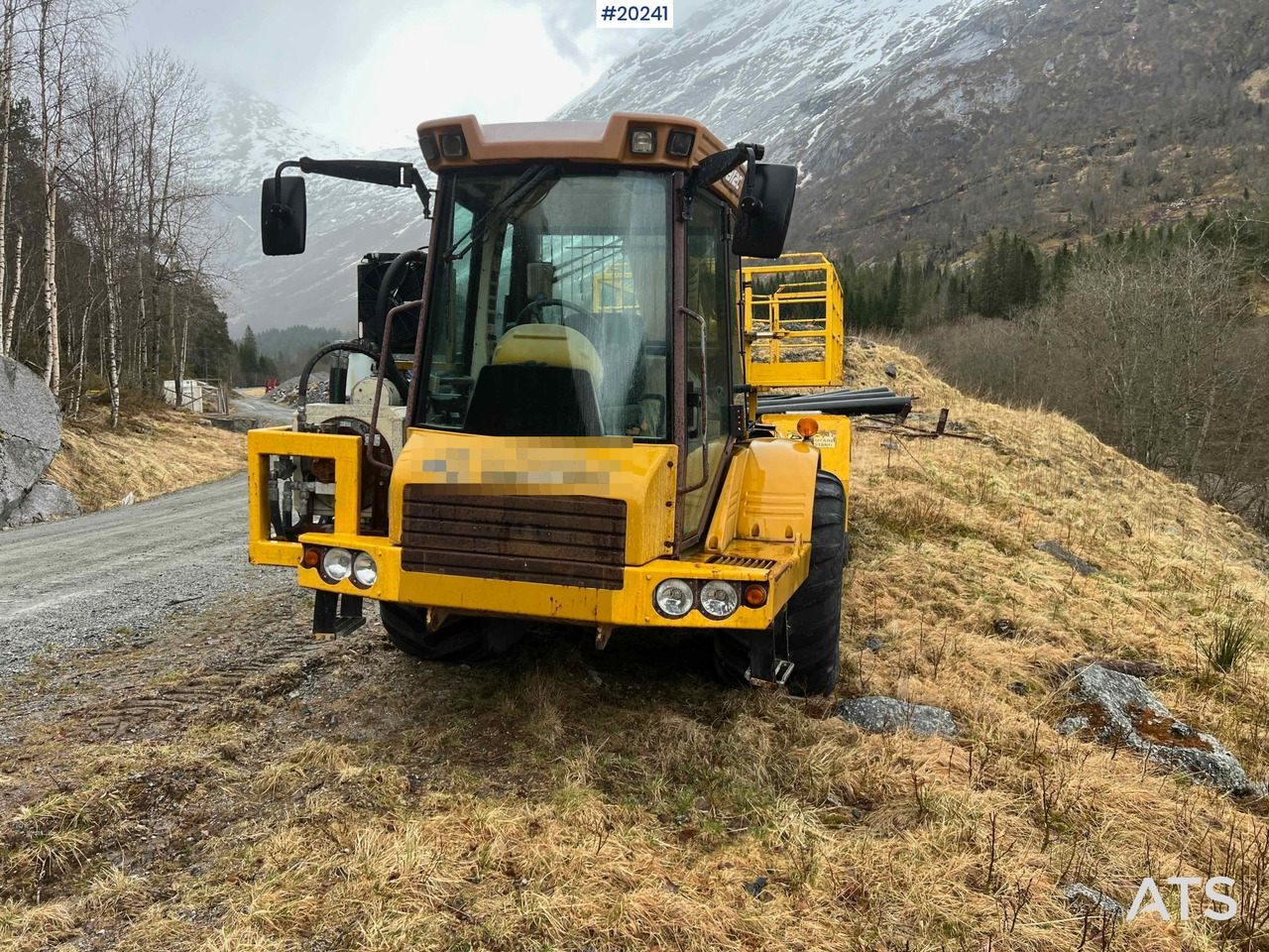 Hydrema 912B m/ 2007 Essverk Plattform 912 lift med rotasjon på korg og fjernkontroll - Knækstyret dumper: billede 3 Hydrema 912B m/ 2007 Essverk Plattform 912 lift med rotasjon på korg og fjernkontroll - Knækstyret dumper: billede 3