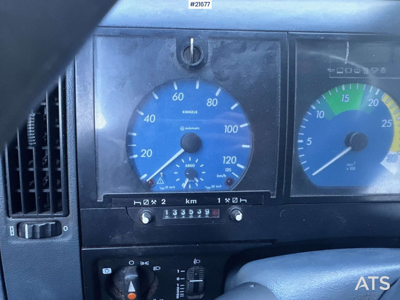 Lastbil med mandskabslift Mercedes-Benz Mercedes Atego 4x2 18 meters Liftbil: billede 34 Lastbil med mandskabslift Mercedes-Benz Mercedes Atego 4x2 18 meters Liftbil: billede 34