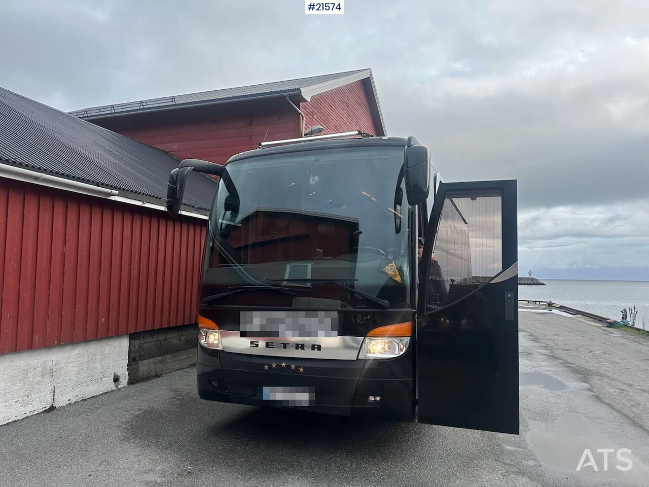 Setra S411 turbuss m/ 29+2+1 seter og vinterdekk. Lav km stand! - Turistbus: billede 1 Setra S411 turbuss m/ 29+2+1 seter og vinterdekk. Lav km stand! - Turistbus: billede 1