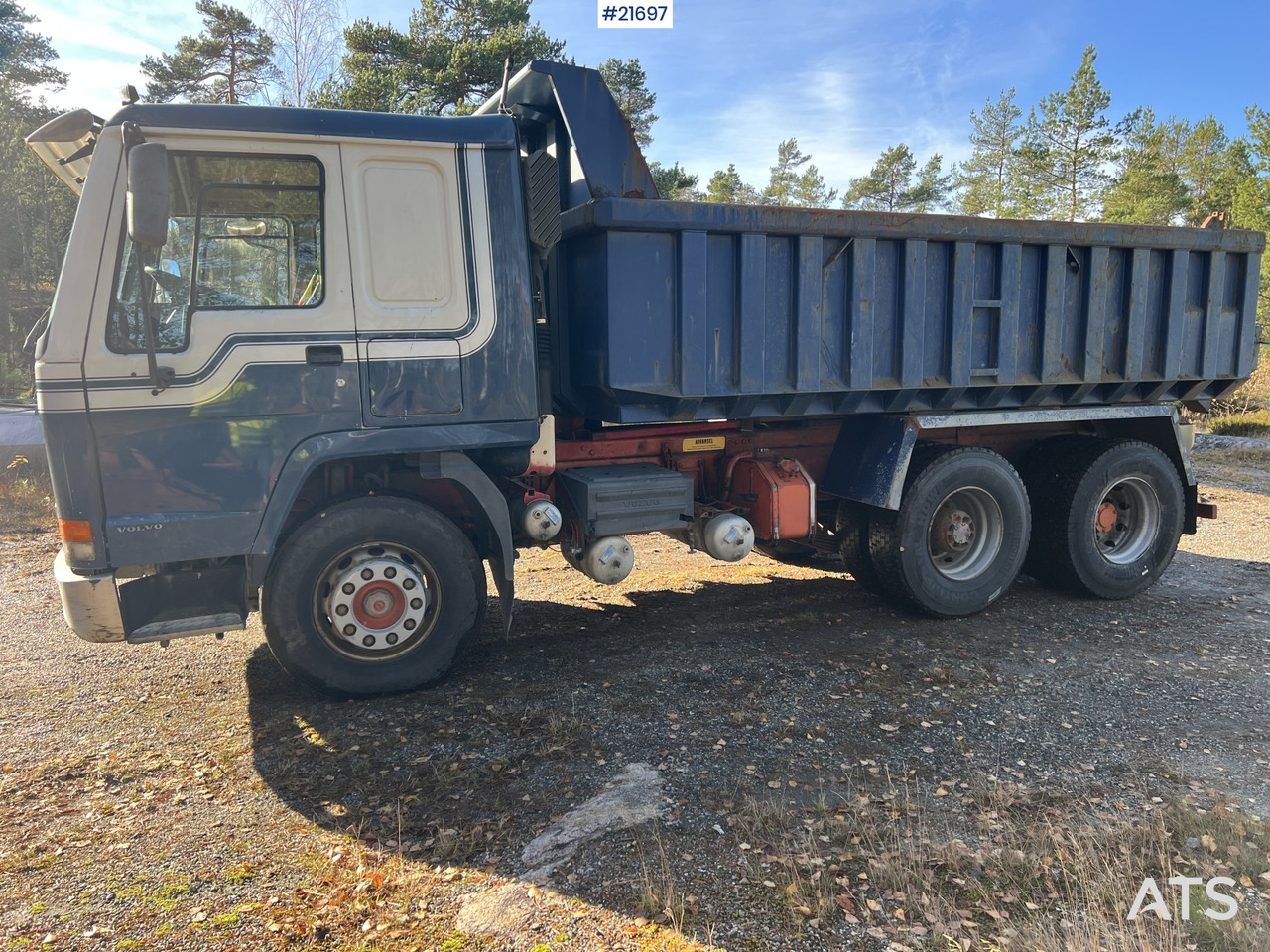 Leje en Volvo FH12 6x2 Tippbil Volvo FH12 6x2 Tippbil: billede 30 Leje en Volvo FH12 6x2 Tippbil Volvo FH12 6x2 Tippbil: billede 30