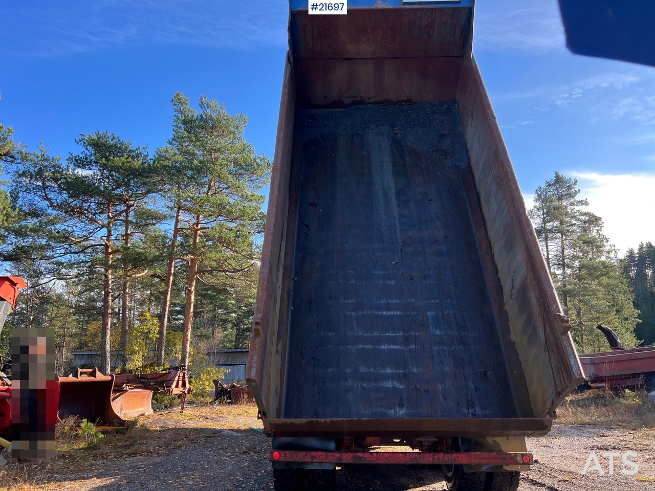 Leje en Volvo FH12 6x2 Tippbil Volvo FH12 6x2 Tippbil: billede 21 Leje en Volvo FH12 6x2 Tippbil Volvo FH12 6x2 Tippbil: billede 21