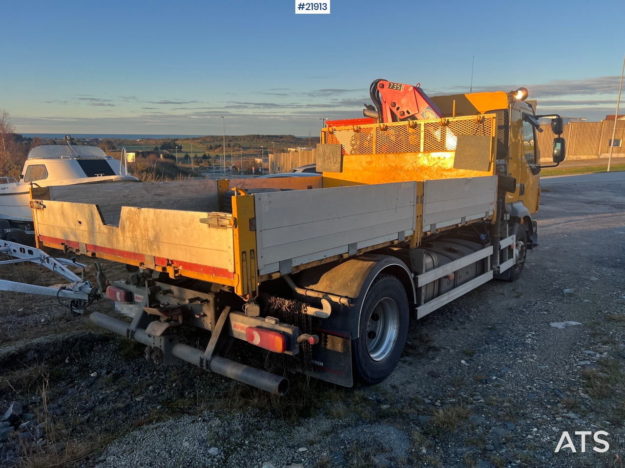 Volvo FL240 - Lastbil med kran: billede 4 Volvo FL240 - Lastbil med kran: billede 4