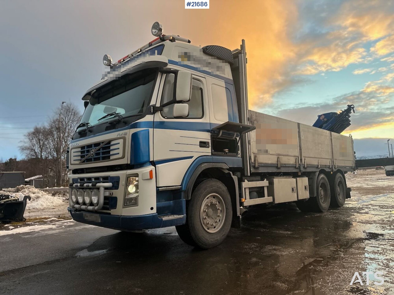 Volvo FM12 Globetrotter 6x4 kranbil m/ bak montert 18 t/m kran og vinsj. SE VIDEO - Lastbil med kran: billede 1 Volvo FM12 Globetrotter 6x4 kranbil m/ bak montert 18 t/m kran og vinsj. SE VIDEO - Lastbil med kran: billede 1