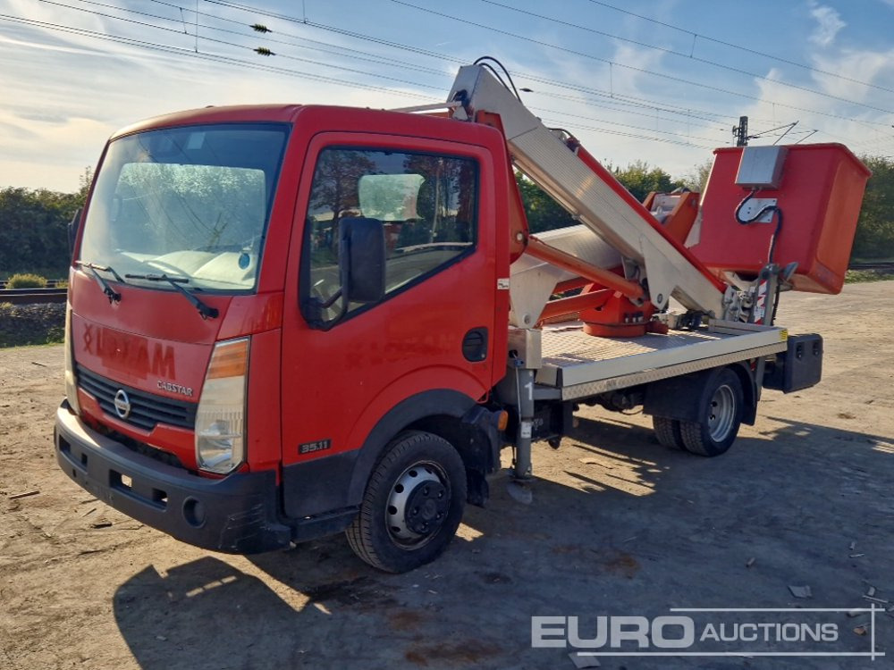 2008 Nissan CABSTAR 35.11 - Lastbil med mandskabslift: billede 1 2008 Nissan CABSTAR 35.11 - Lastbil med mandskabslift: billede 1