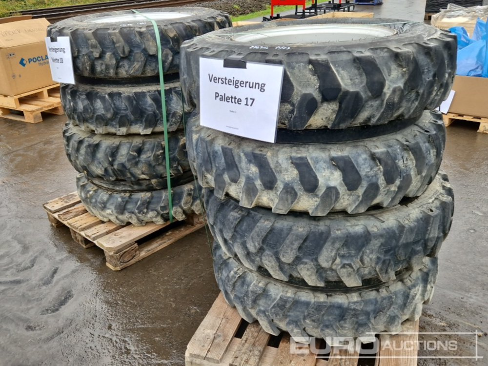 Alliance 8.25-20 Tyres with Rims (4 of) - Dæk: billede 1 Alliance 8.25-20 Tyres with Rims (4 of) - Dæk: billede 1