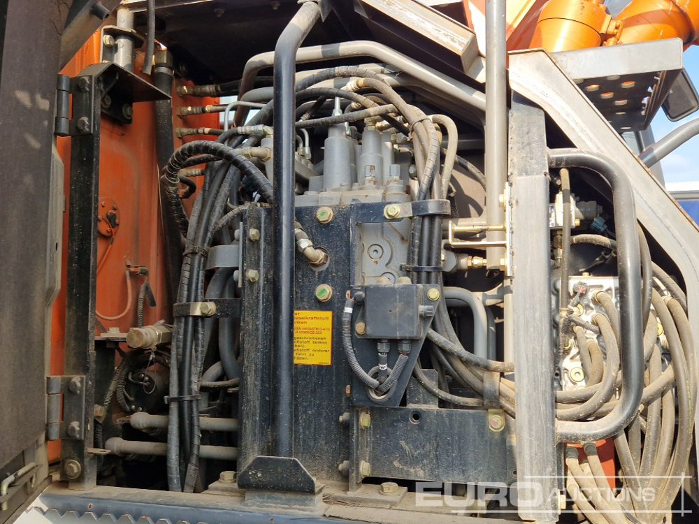 Hjulgravemaskine Hitachi ZX140W-3: billede 27