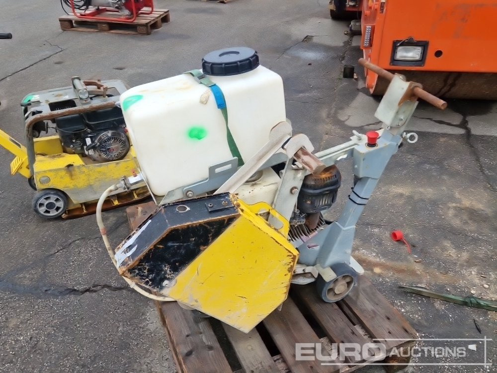 Lissmac COMPACTCUT 300P - Asfaltudlægningmaskine: billede 2 Lissmac COMPACTCUT 300P - Asfaltudlægningmaskine: billede 2