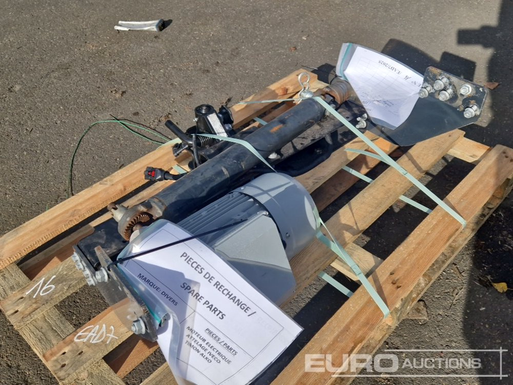 Electric Motor, Trailer Axle with Hitch + Tow Bar - Reservedel: billede 2 Electric Motor, Trailer Axle with Hitch + Tow Bar - Reservedel: billede 2