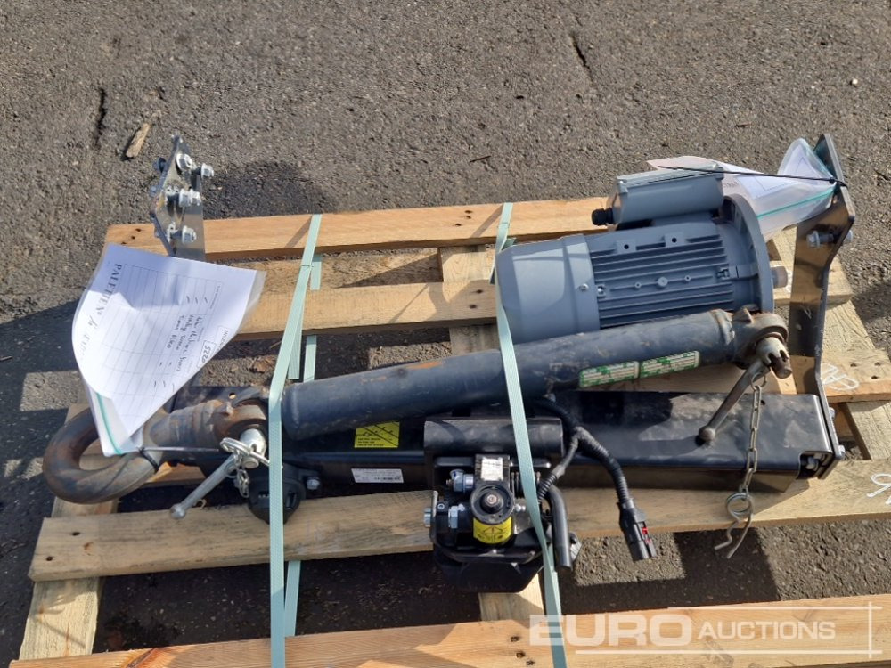 Electric Motor, Trailer Axle with Hitch + Tow Bar - Reservedel: billede 1 Electric Motor, Trailer Axle with Hitch + Tow Bar - Reservedel: billede 1