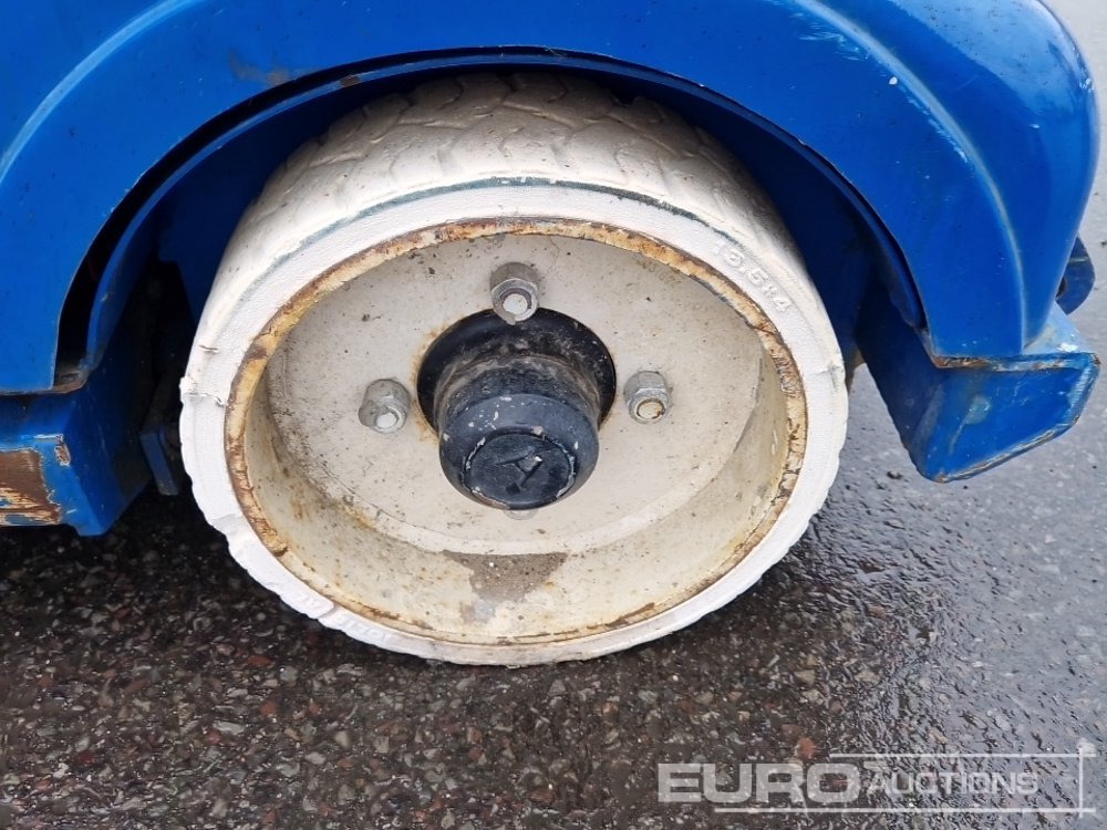 Up-Right MB 20N - Søjlelift: billede 4 Up-Right MB 20N - Søjlelift: billede 4